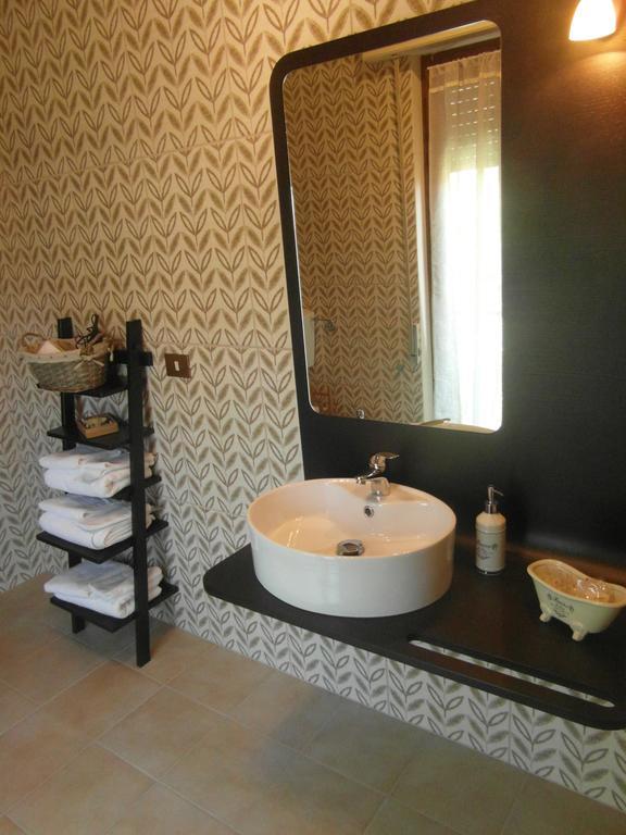 B&B In Villa Civitanova Marche Bagian luar foto
